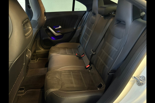 Mercedes-Benz CLA-Klasse 200 Edition, Pano, Sfeer, Burmester, Applecarplay