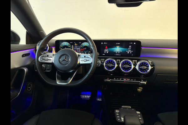 Mercedes-Benz CLA-Klasse 200 Edition, Pano, Sfeer, Burmester, Applecarplay