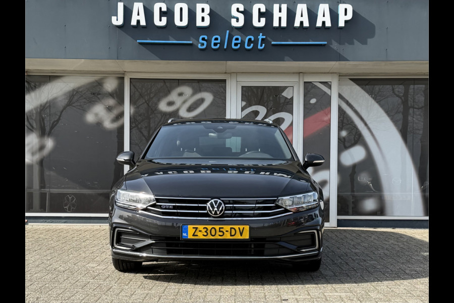 Volkswagen Passat Variant 1.4 TSI PHEV GTE / Trekhaak (1.600 KG) / Keyless / Carplay / Sensoren V+A / camera /