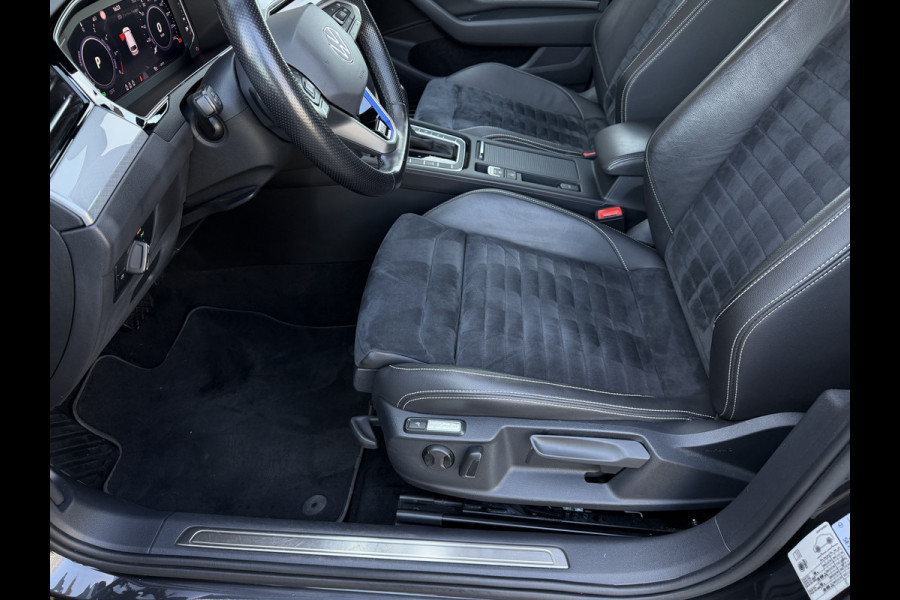 Volkswagen Passat Variant 1.4 TSI PHEV GTE / Trekhaak (1.600 KG) / Keyless / Carplay / Sensoren V+A / camera /