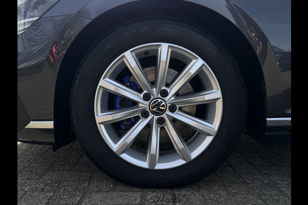 Volkswagen Passat Variant 1.4 TSI PHEV GTE / Trekhaak (1.600 KG) / Keyless / Carplay / Sensoren V+A / camera /