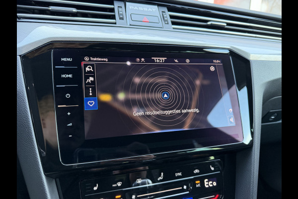 Volkswagen Passat Variant 1.4 TSI PHEV GTE / Trekhaak (1.600 KG) / Keyless / Carplay / Sensoren V+A / camera /