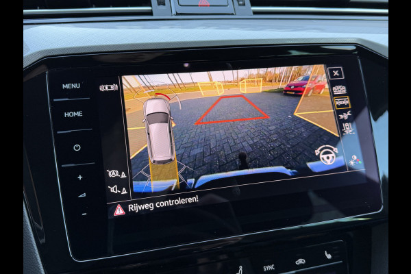 Volkswagen Passat Variant 1.4 TSI PHEV GTE / Trekhaak (1.600 KG) / Keyless / Carplay / Sensoren V+A / camera /
