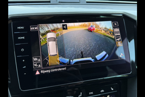 Volkswagen Passat Variant 1.4 TSI PHEV GTE / Trekhaak (1.600 KG) / Keyless / Carplay / Sensoren V+A / camera /