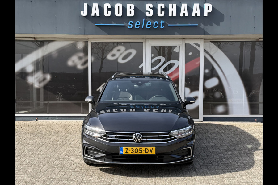 Volkswagen Passat Variant 1.4 TSI PHEV GTE / Trekhaak (1.600 KG) / Keyless / Carplay / Sensoren V+A / camera /