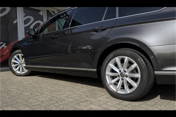 Volkswagen Passat Variant 1.4 TSI PHEV GTE / Trekhaak (1.600 KG) / Keyless / Carplay / Sensoren V+A / camera /