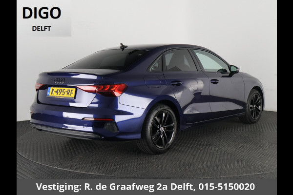 Audi A3 Limousine 35 TFSI Black Business Edition | Navigatie | Parkeersensoren |