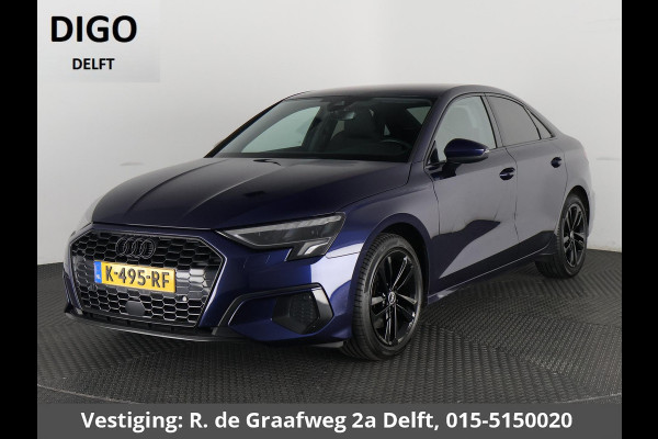 Audi A3 Limousine 35 TFSI Black Business Edition | Navigatie | Parkeersensoren |