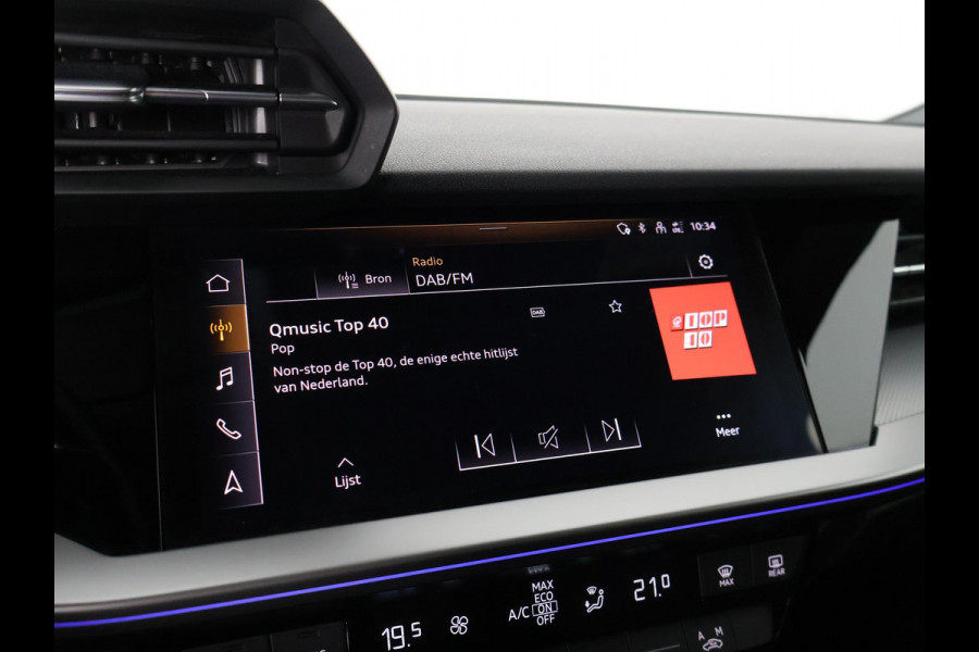 Audi A3 Limousine 35 TFSI Black Business Edition | Navigatie | Parkeersensoren |