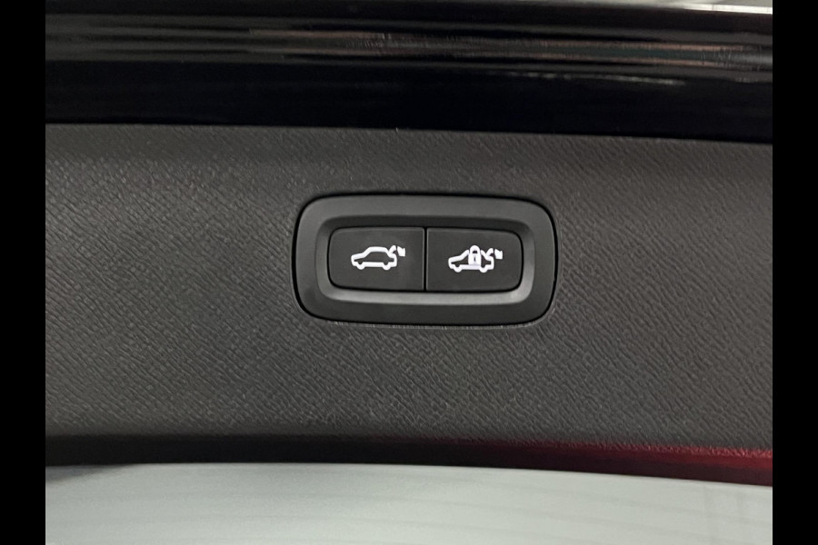 Volvo XC90 2.0 T8 Recharge AWD R-Design Luchtvering | Trekhaak | Bowers & Wilkins | Adapt. cruise | Open dak | Stuur-/stoelverwarming | Memory