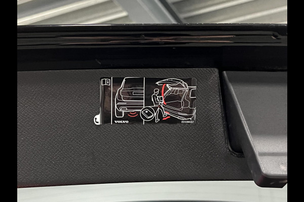 Volvo XC90 2.0 T8 Recharge AWD R-Design Luchtvering | Trekhaak | Bowers & Wilkins | Adapt. cruise | Open dak | Stuur-/stoelverwarming | Memory