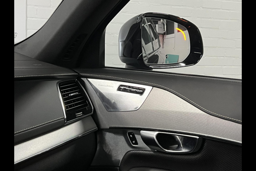 Volvo XC90 2.0 T8 Plug-in hybrid AWD Ultra Dark Luchtvering | Trekhaak | Bowers & Wilkins | Adapt. cruise | Open dak | 360 camera | Head-up | Memory | Stuur-/stoelverwarming