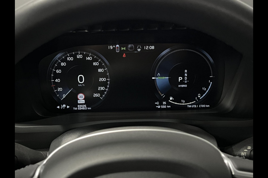 Volvo XC90 2.0 T8 Plug-in hybrid AWD Ultra Dark Luchtvering | Trekhaak | Bowers & Wilkins | Adapt. cruise | Open dak | 360 camera | Head-up | Memory | Stuur-/stoelverwarming