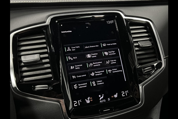 Volvo XC90 2.0 T8 Plug-in hybrid AWD Ultra Dark Luchtvering | Trekhaak | Bowers & Wilkins | Adapt. cruise | Open dak | 360 camera | Head-up | Memory | Stuur-/stoelverwarming