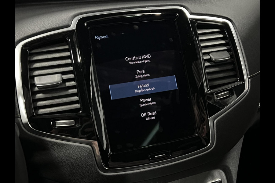 Volvo XC90 2.0 T8 Plug-in hybrid AWD Ultra Dark Luchtvering | Trekhaak | Bowers & Wilkins | Adapt. cruise | Open dak | 360 camera | Head-up | Memory | Stuur-/stoelverwarming