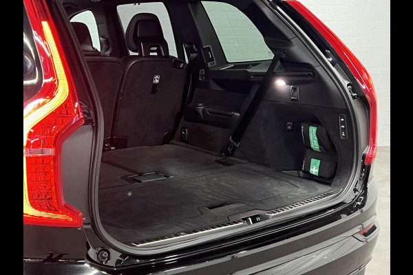 Volvo XC90 2.0 T8 Plug-in hybrid AWD Ultra Dark Luchtvering | Trekhaak | Bowers & Wilkins | Adapt. cruise | Open dak | 360 camera | Head-up | Memory | Stuur-/stoelverwarming