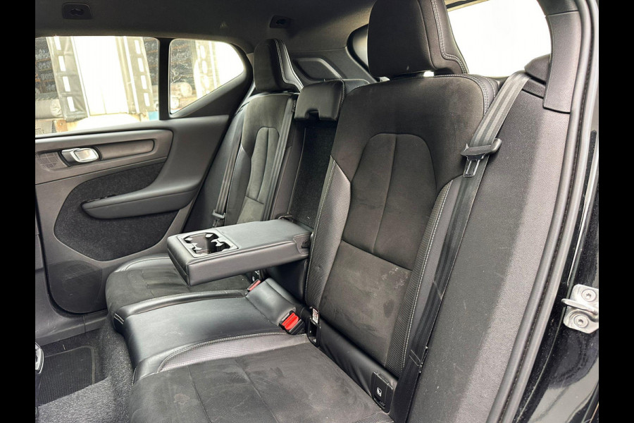 Volvo XC40 Recharge P8 AWD R-Design | SOH: nnb | Alcantara | Adaptive CC | Camera | Blindspot |