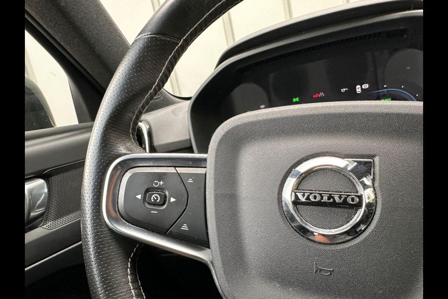 Volvo XC40 Recharge P8 AWD R-Design | SOH: nnb | Alcantara | Adaptive CC | Camera | Blindspot |