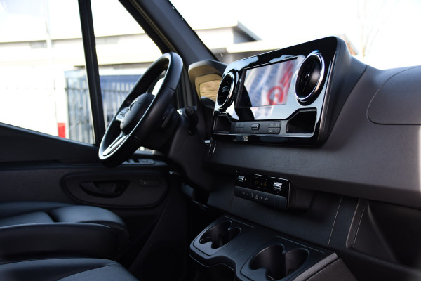 Mercedes-Benz Sprinter 316 2.2 CDI L2H2 PB Edition Adaptieve Cruise, Camera, Carplay, LED, Leder, Stoelverwarming, Clima, Mulitmedia, Uniek!