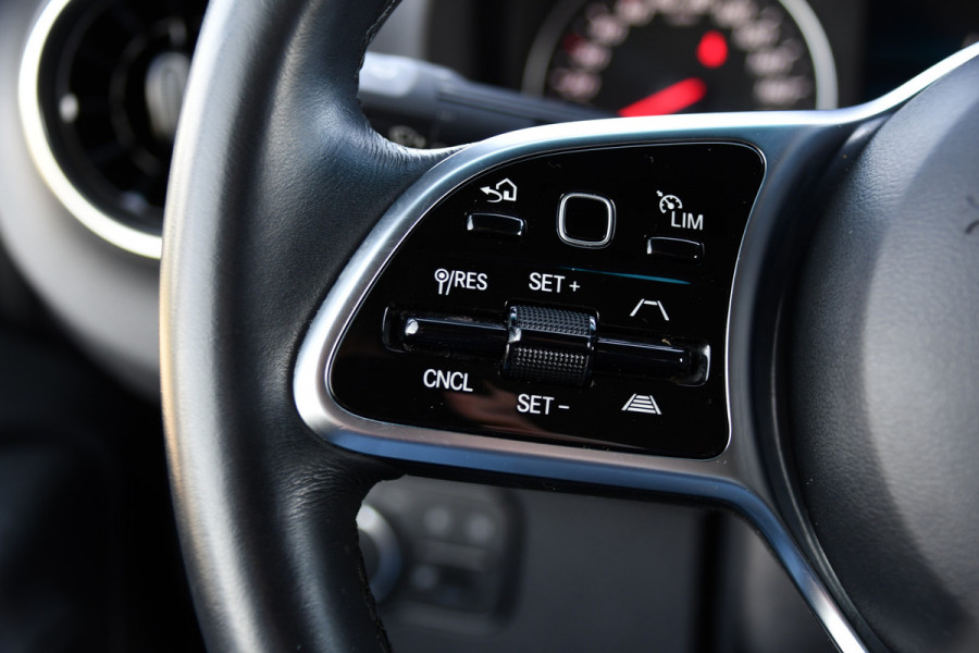 Mercedes-Benz Sprinter 316 2.2 CDI L2H2 PB Edition Adaptieve Cruise, Camera, Carplay, LED, Leder, Stoelverwarming, Clima, Mulitmedia, Uniek!