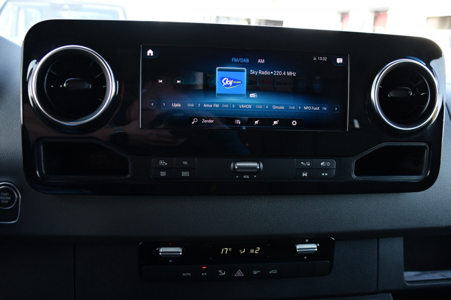 Mercedes-Benz Sprinter 316 2.2 CDI L2H2 PB Edition Adaptieve Cruise, Camera, Carplay, LED, Leder, Stoelverwarming, Clima, Mulitmedia, Uniek!