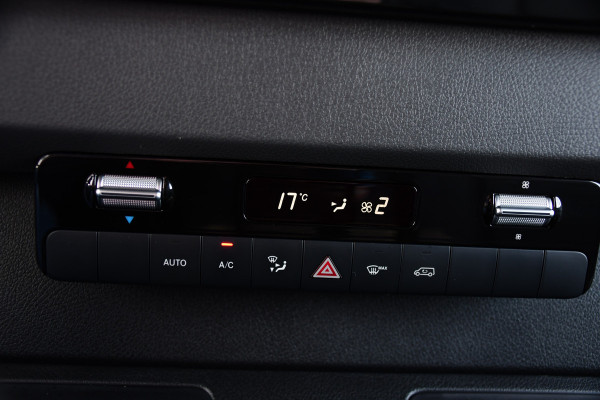Mercedes-Benz Sprinter 316 2.2 CDI L2H2 PB Edition Adaptieve Cruise, Camera, Carplay, LED, Leder, Stoelverwarming, Clima, Mulitmedia, Uniek!
