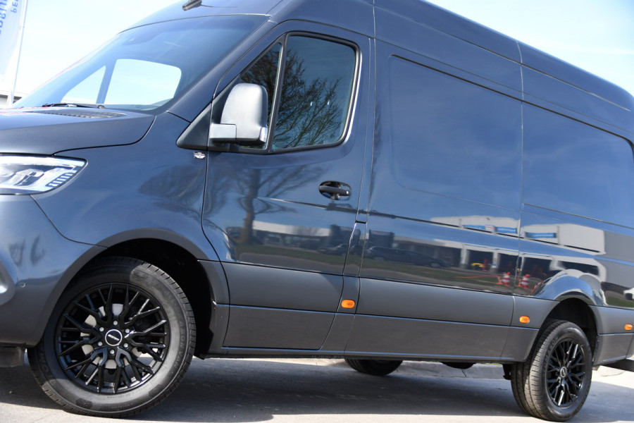 Mercedes-Benz Sprinter 316 2.2 CDI L2H2 PB Edition Adaptieve Cruise, Camera, Carplay, LED, Leder, Stoelverwarming, Clima, Mulitmedia, Uniek!