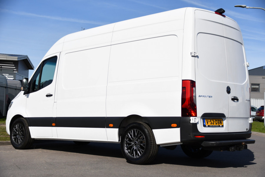 Mercedes-Benz Sprinter 319 V6 3.0 CDI L2H2 PB Edition Cruise, 360 Camera, Carplay, LED, 190pk, Leder, Multimedia, Uniek!