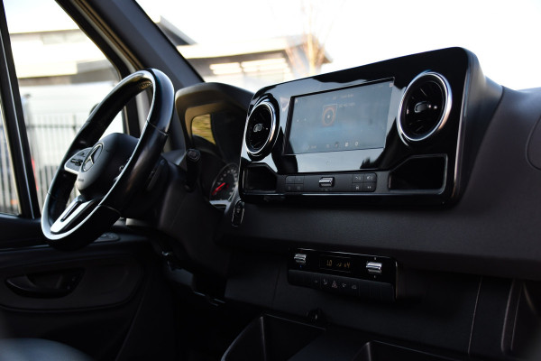 Mercedes-Benz Sprinter 319 V6 3.0 CDI L2H2 PB Edition Cruise, 360 Camera, Carplay, LED, 190pk, Leder, Multimedia, Uniek!