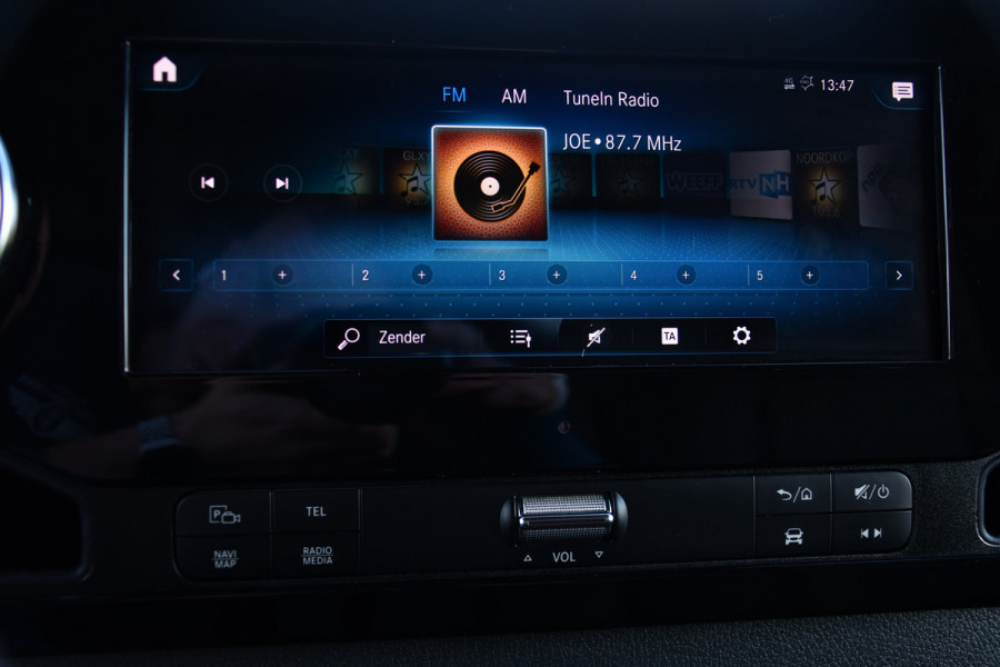 Mercedes-Benz Sprinter 319 V6 3.0 CDI L2H2 PB Edition Cruise, 360 Camera, Carplay, LED, 190pk, Leder, Multimedia, Uniek!