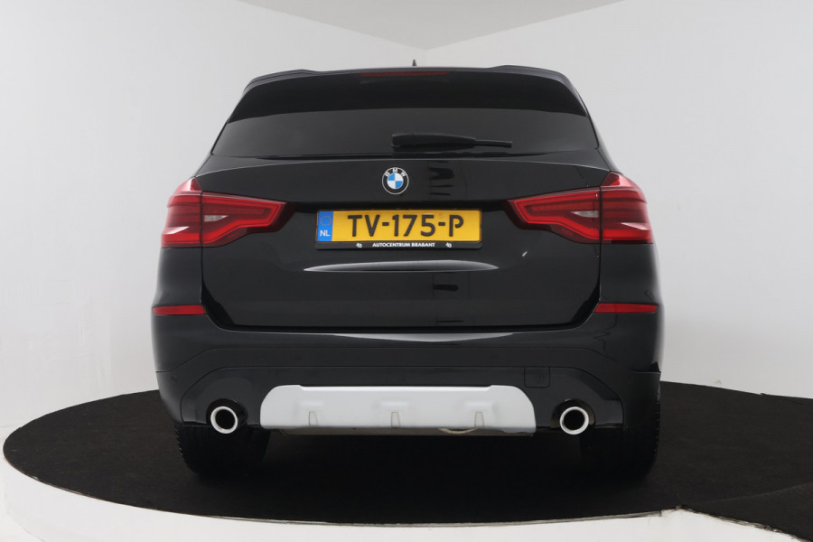 BMW X3 XDrive20i Launch Edition High Executive (TREKHAAK, STOEL/STUUR VERWARMING, DIGITALE COCKPIT, DEALER ONDERHOUDEN)