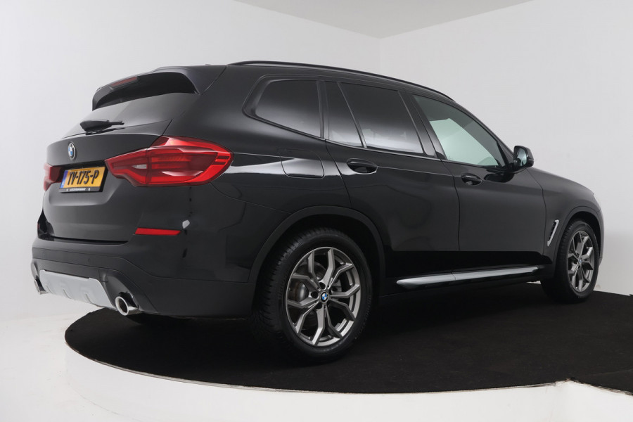 BMW X3 XDrive20i Launch Edition High Executive (TREKHAAK, STOEL/STUUR VERWARMING, DIGITALE COCKPIT, DEALER ONDERHOUDEN)
