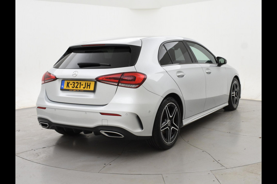 Mercedes-Benz A-Klasse 180 AUT. AMG SPORT + MBUX | SFEERVERLICHTING | CAMERA | SPORTSTOELEN