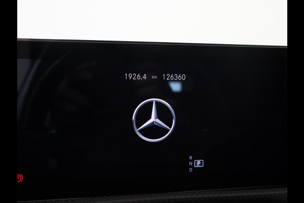 Mercedes-Benz A-Klasse 180 AUT. AMG SPORT + MBUX | SFEERVERLICHTING | CAMERA | SPORTSTOELEN