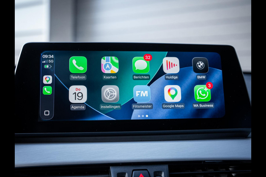 BMW X1 xDrive25e High Executive - M-Sport l Pano l HUD l Camera l Auto Carplay