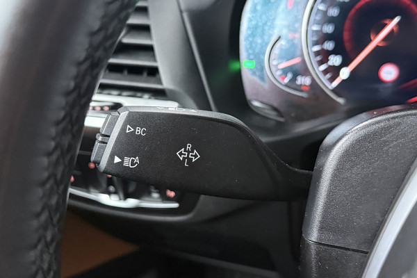 BMW X3 XDrive20i High Executive (PANORAMADAK, COMFORT ZETELS, HEAD-UP, 360 CAMERA, DEALER ONDERHOUDEN, STOELVERWARMING)