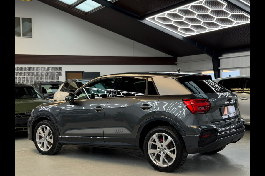 Audi Q2 35 TFSI 3x S-Line CarPlay Camera