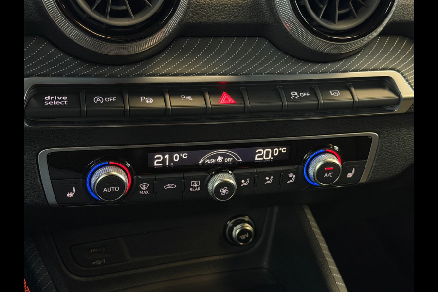 Audi Q2 35 TFSI 3x S-Line CarPlay Camera