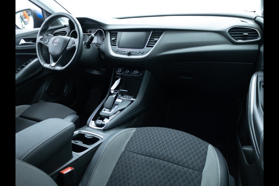 Opel Grandland X 1.6 Turbo Hybrid4 Innovation 225 PK | Navigatie | Denon audio | Comfortstoel | Cruise | Camera | Navigatie & App. connect, Dab, 18"Lichtmetalen velgen