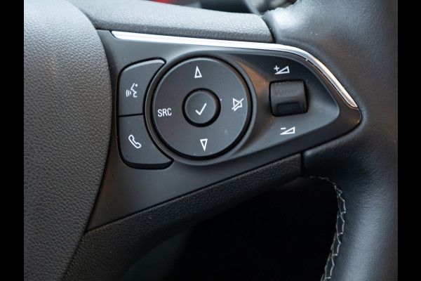 Opel Grandland X 1.6 Turbo Hybrid4 Innovation 225 PK | Navigatie | Denon audio | Comfortstoel | Cruise | Camera | Navigatie & App. connect, Dab, 18"Lichtmetalen velgen
