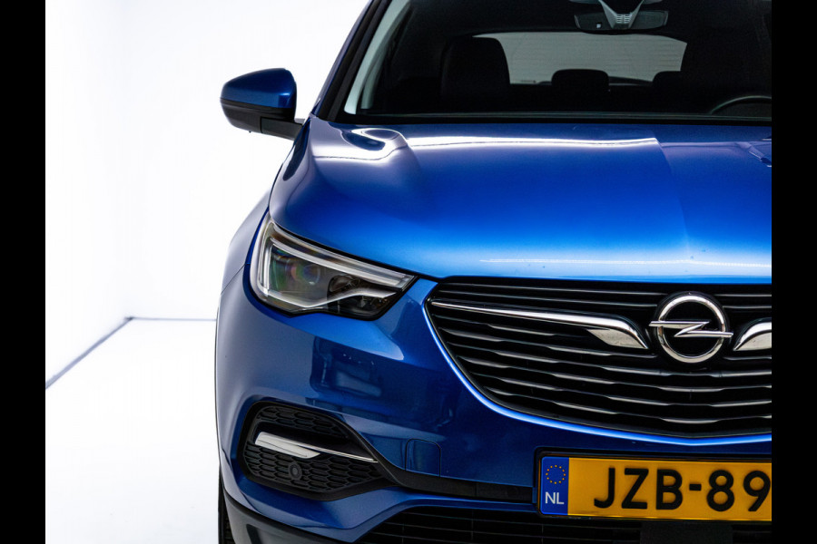 Opel Grandland X 1.6 Turbo Hybrid4 Innovation 225 PK | Navigatie | Denon audio | Comfortstoel | Cruise | Camera | Navigatie & App. connect, Dab, 18"Lichtmetalen velgen