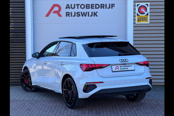 Audi A3 Sportback 45 TFSI e S edition Competition RS zetels/360