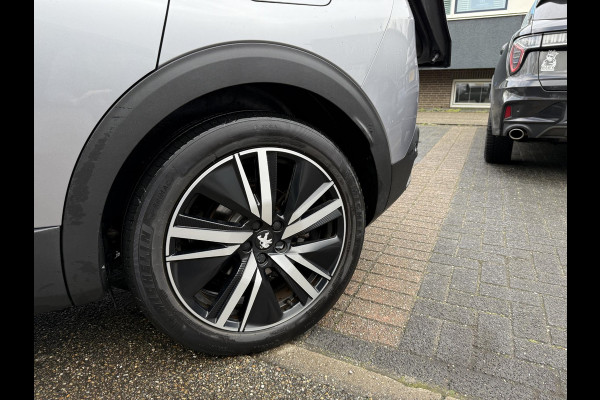Peugeot 3008 1.6 HYbrid 225 GT VAN €25.900,- NU VOOR SLECHTS €23.877,- Uw LENTEVOORDEEL €2.023,- | ACC INCL. STOP&GO-FUNCTIE | MEMORY SEAT | ALCANTARA | ELEKTRISCHE KOFFERBAK | 19 INCH | FOCAL AUDIO | STOELVERWARMING | RIJKLAAR GELEVERD MET 12 MND BOVAG GARANTIE
