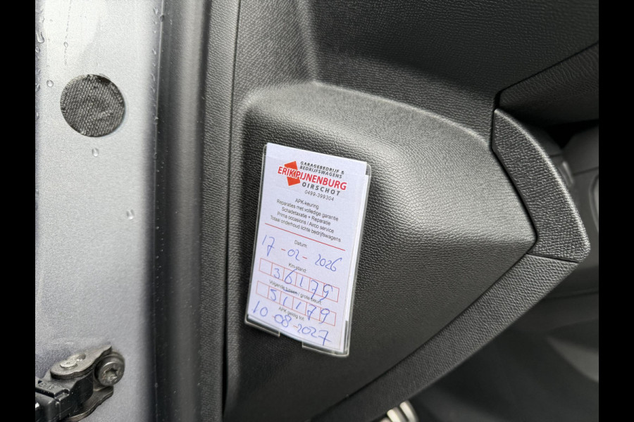 Peugeot 3008 1.6 HYbrid 225 GT VAN €25.900,- NU VOOR SLECHTS €23.877,- Uw LENTEVOORDEEL €2.023,- | ACC INCL. STOP&GO-FUNCTIE | MEMORY SEAT | ALCANTARA | ELEKTRISCHE KOFFERBAK | 19 INCH | FOCAL AUDIO | STOELVERWARMING | RIJKLAAR GELEVERD MET 12 MND BOVAG GARANTIE