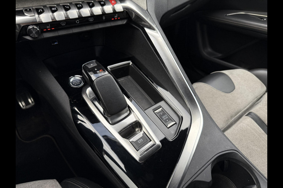 Peugeot 3008 1.6 HYbrid 225 GT VAN €25.900,- NU VOOR SLECHTS €23.877,- Uw LENTEVOORDEEL €2.023,- | ACC INCL. STOP&GO-FUNCTIE | MEMORY SEAT | ALCANTARA | ELEKTRISCHE KOFFERBAK | 19 INCH | FOCAL AUDIO | STOELVERWARMING | RIJKLAAR GELEVERD MET 12 MND BOVAG GARANTIE