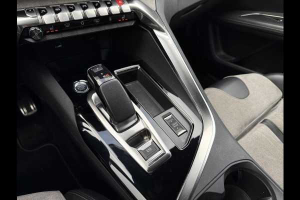 Peugeot 3008 1.6 HYbrid 225 GT VAN €25.900,- NU VOOR SLECHTS €23.877,- Uw LENTEVOORDEEL €2.023,- | ACC INCL. STOP&GO-FUNCTIE | MEMORY SEAT | ALCANTARA | ELEKTRISCHE KOFFERBAK | 19 INCH | FOCAL AUDIO | STOELVERWARMING | RIJKLAAR GELEVERD MET 12 MND BOVAG GARANTIE