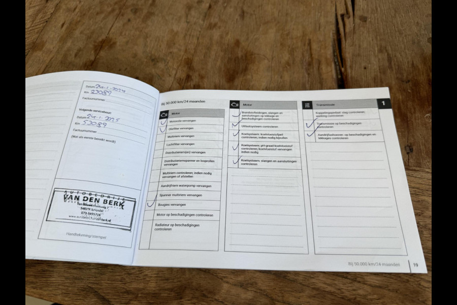 Peugeot 3008 1.6 HYbrid 225 GT VAN €25.900,- NU VOOR SLECHTS €23.877,- Uw LENTEVOORDEEL €2.023,- | ACC INCL. STOP&GO-FUNCTIE | MEMORY SEAT | ALCANTARA | ELEKTRISCHE KOFFERBAK | 19 INCH | FOCAL AUDIO | STOELVERWARMING | RIJKLAAR GELEVERD MET 12 MND BOVAG GARANTIE