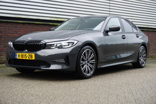 BMW 3-serie 320i High Exec.Individual/Dealeronderhouden/ Trekhaak wegklapbaar