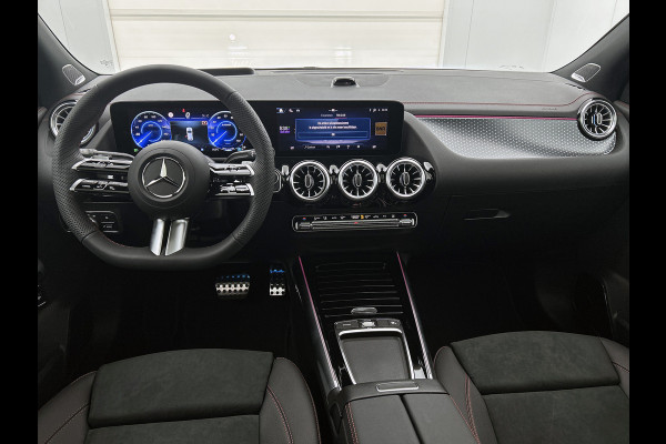 Mercedes-Benz EQA 250+ Business Solution AMG 71 kWh | Nightpakket | Trekhaak | Head-up display | 360° camera | Burmester Sound systeem | Smartphone integratie | Panoramaschuifdak | Augmented Reality navigatie | Memorypakket |