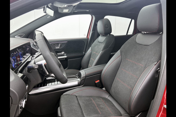 Mercedes-Benz EQA 250+ Business Solution AMG 71 kWh | Nightpakket | Trekhaak | Head-up display | 360° camera | Burmester Sound systeem | Smartphone integratie | Panoramaschuifdak | Augmented Reality navigatie | Memorypakket |